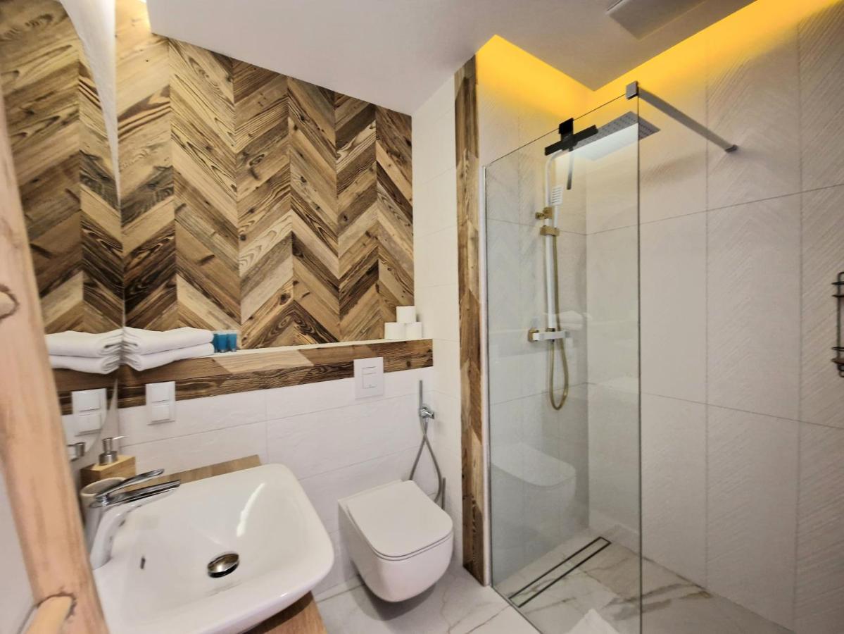 Live & Travel Apartments Waterlane Vintage Gdansk Exterior photo